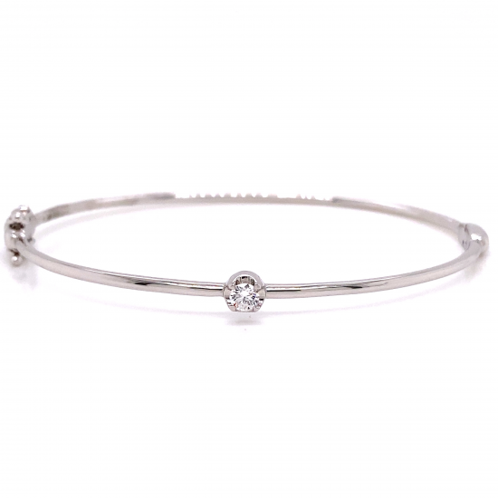 SOLITAIRE DIAMOND BANGLE