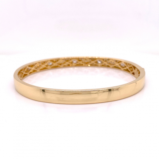 HALFWAY PAVE DIAMOND BANGLE