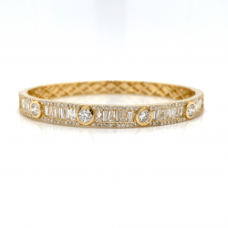 ROUND & BAGUETTE DIAMOND BANGLE ROUND & BAGUETTE DIAMOND BANGLE