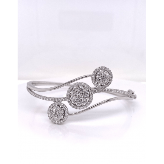 TRIPLE FLOWER DIAMOND BANGLE